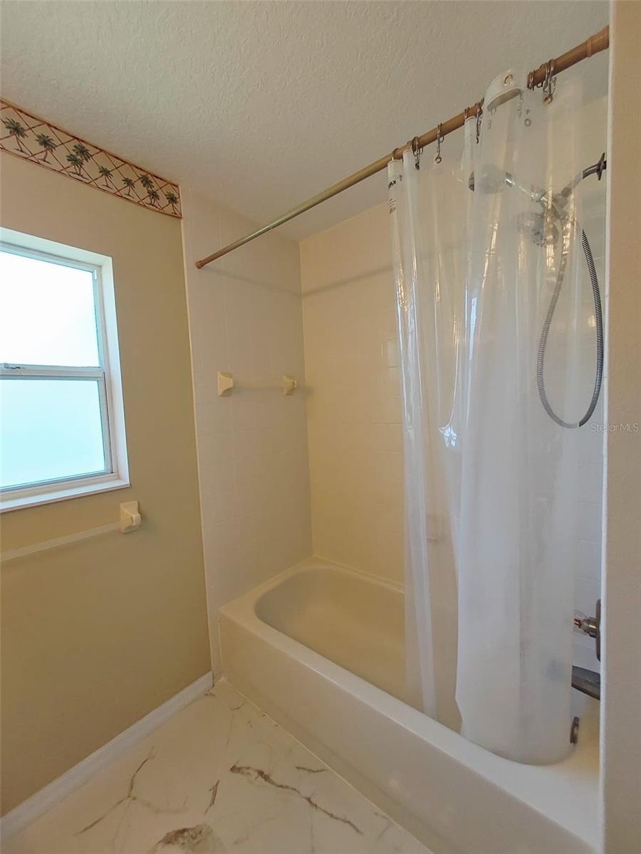 1102 NE 21ST TER, OCALA, FL — photo 4