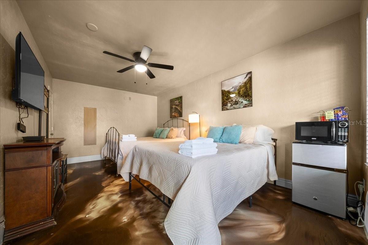 215 S PINE AVE, OCALA, FL — photo 13