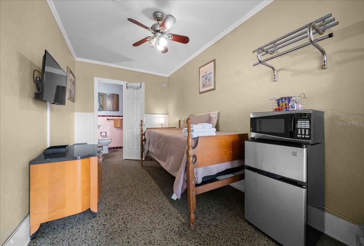 215 S PINE AVE, OCALA, FL — photo 18