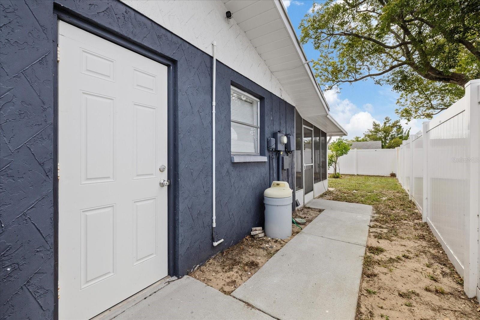 10220 OAK HILL DR, PORT RICHEY, FL — photo 22