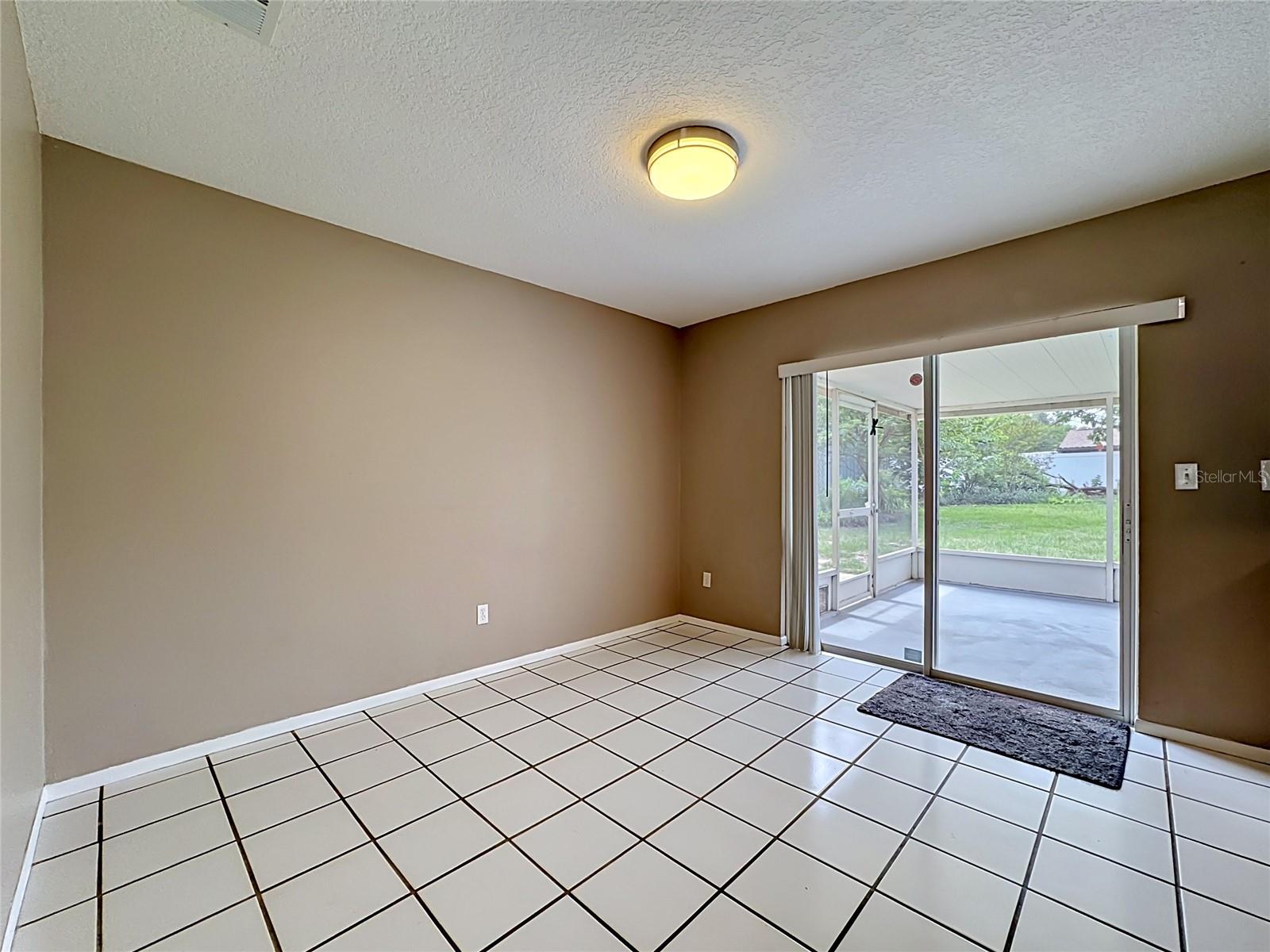 601 BRENTWOOD PL, BRANDON, FL — photo 8