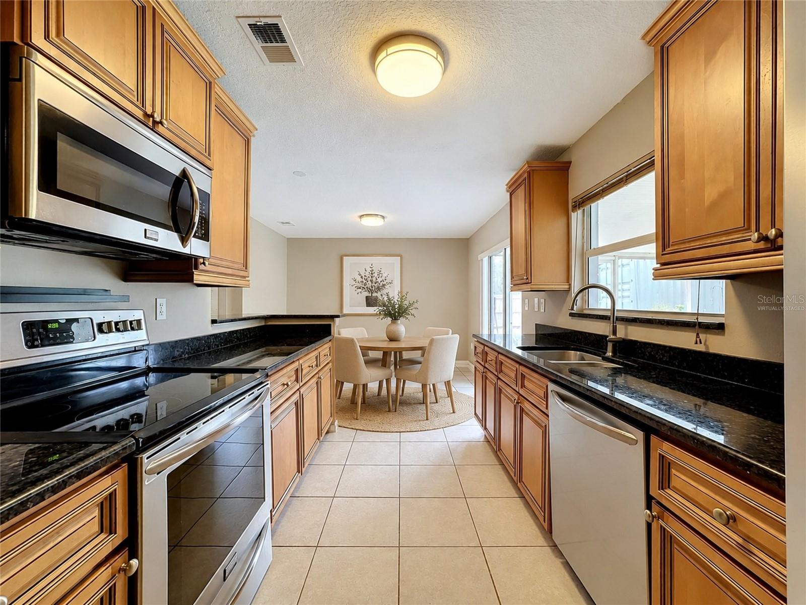 601 BRENTWOOD PL, BRANDON, FL — photo 11