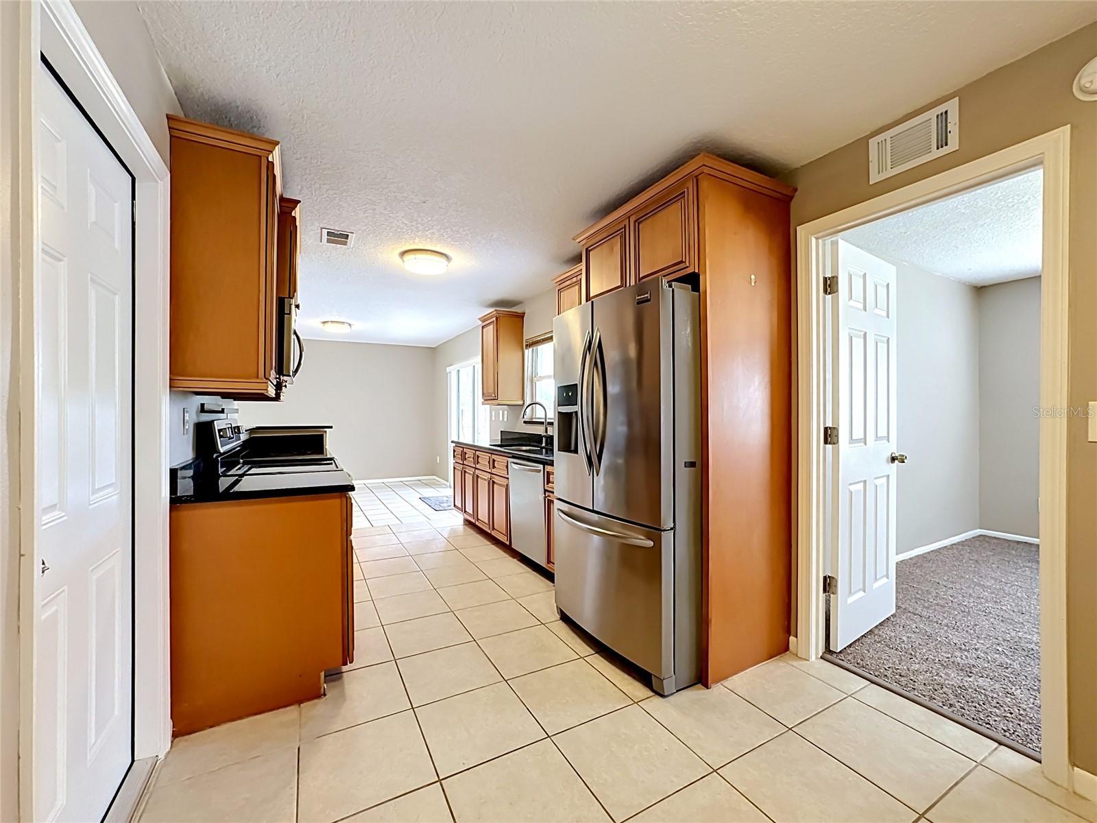 601 BRENTWOOD PL, BRANDON, FL — photo 14
