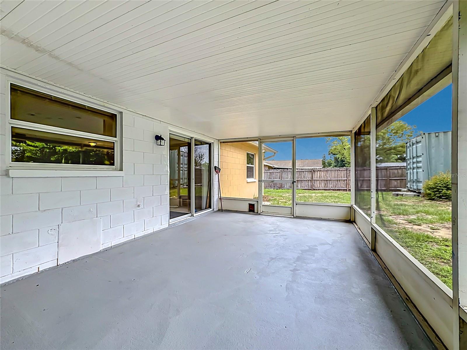 601 BRENTWOOD PL, BRANDON, FL — photo 30