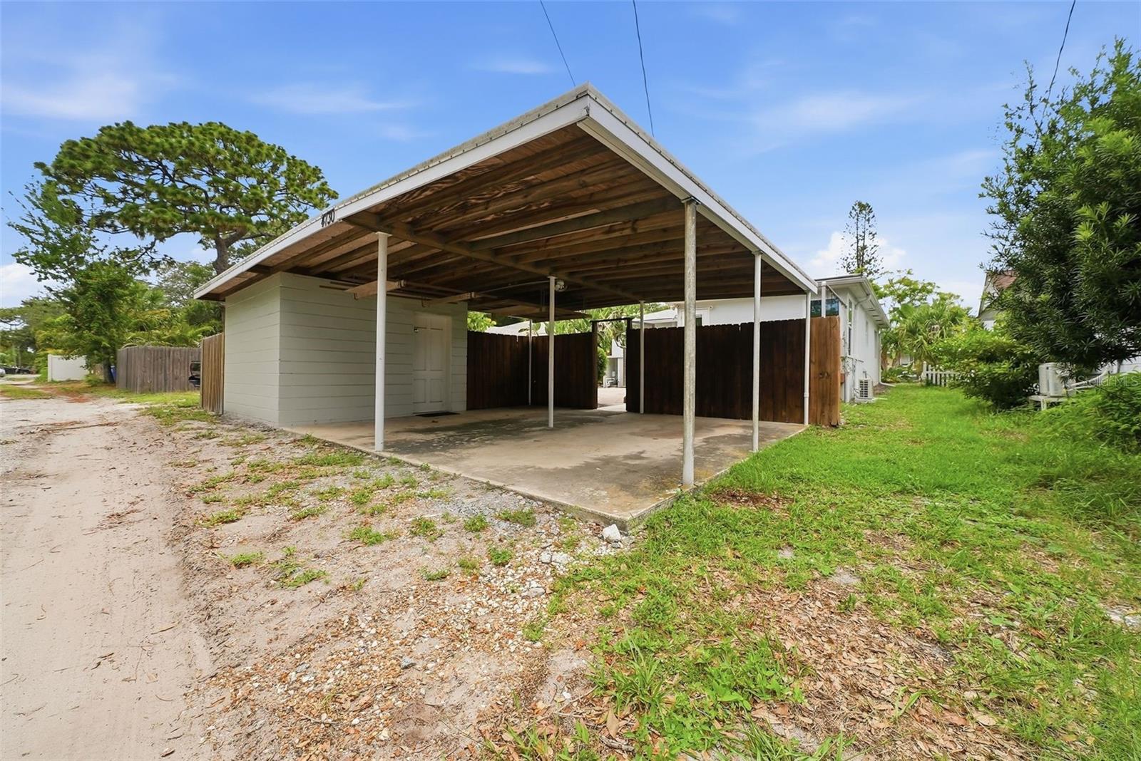 4730 BURLINGTON AVE N, ST PETERSBURG, FL — photo 15