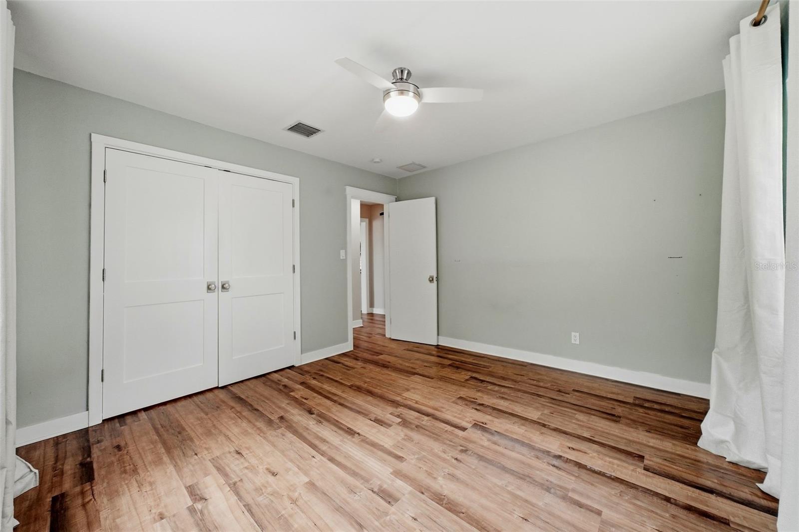 4730 BURLINGTON AVE N, ST PETERSBURG, FL — photo 21