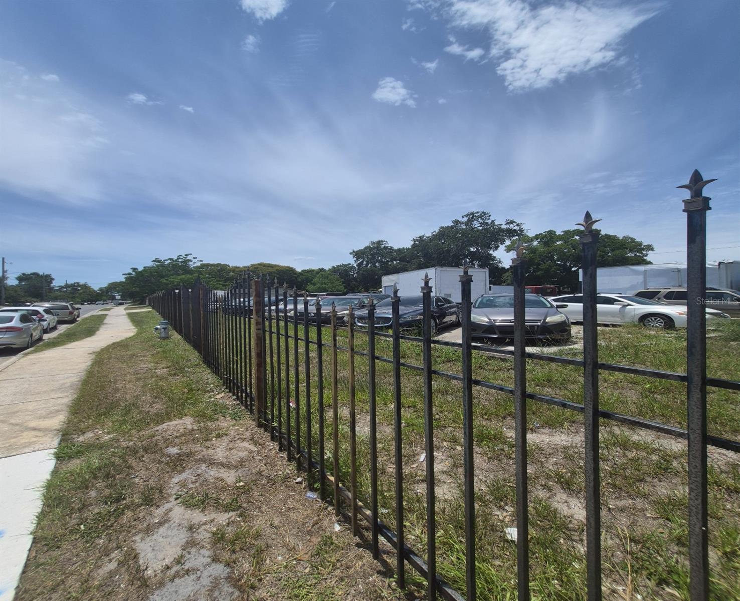 2000 S ORANGE BLOSSOM TRL, ORLANDO, FL — photo 3