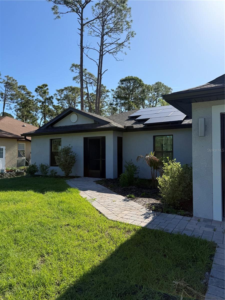 5436 N CHAMBERLAIN BLVD, NORTH PORT, FL — photo 2