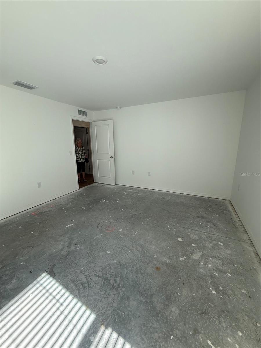5436 N CHAMBERLAIN BLVD, NORTH PORT, FL — photo 5