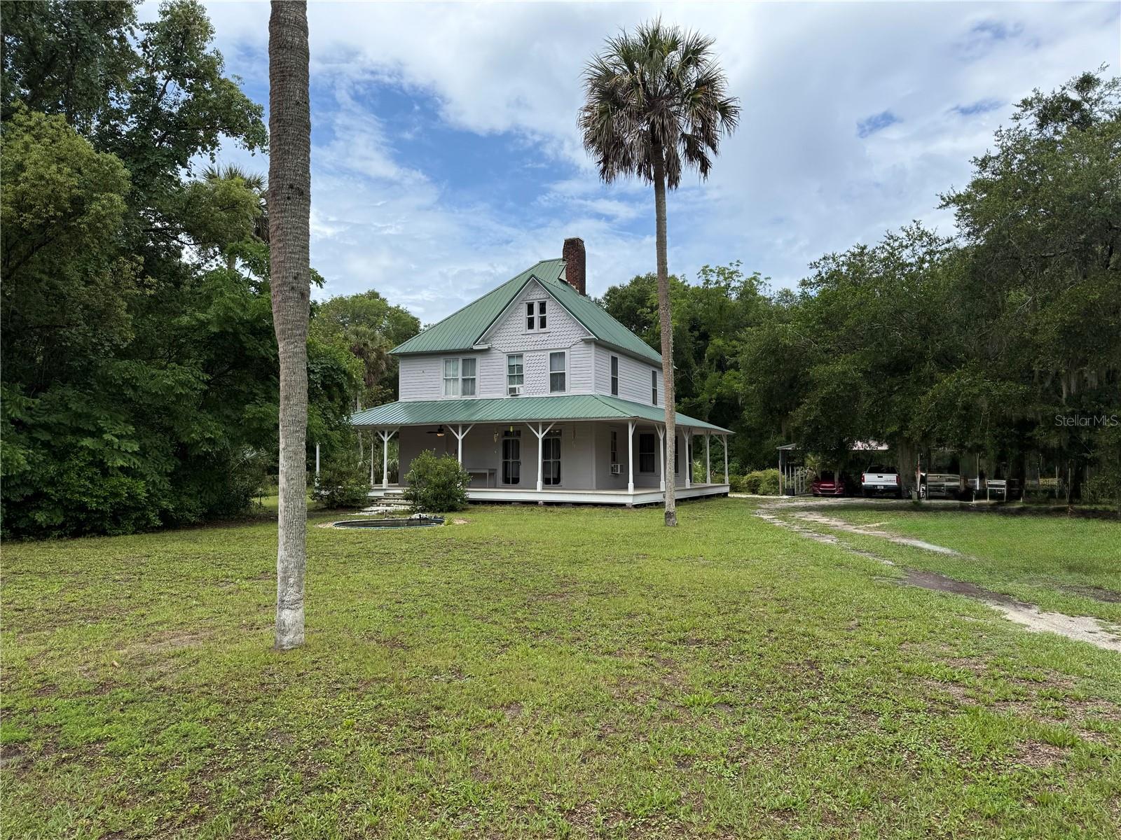 110 N VOLUSIA AVE, PIERSON, FL — photo 2