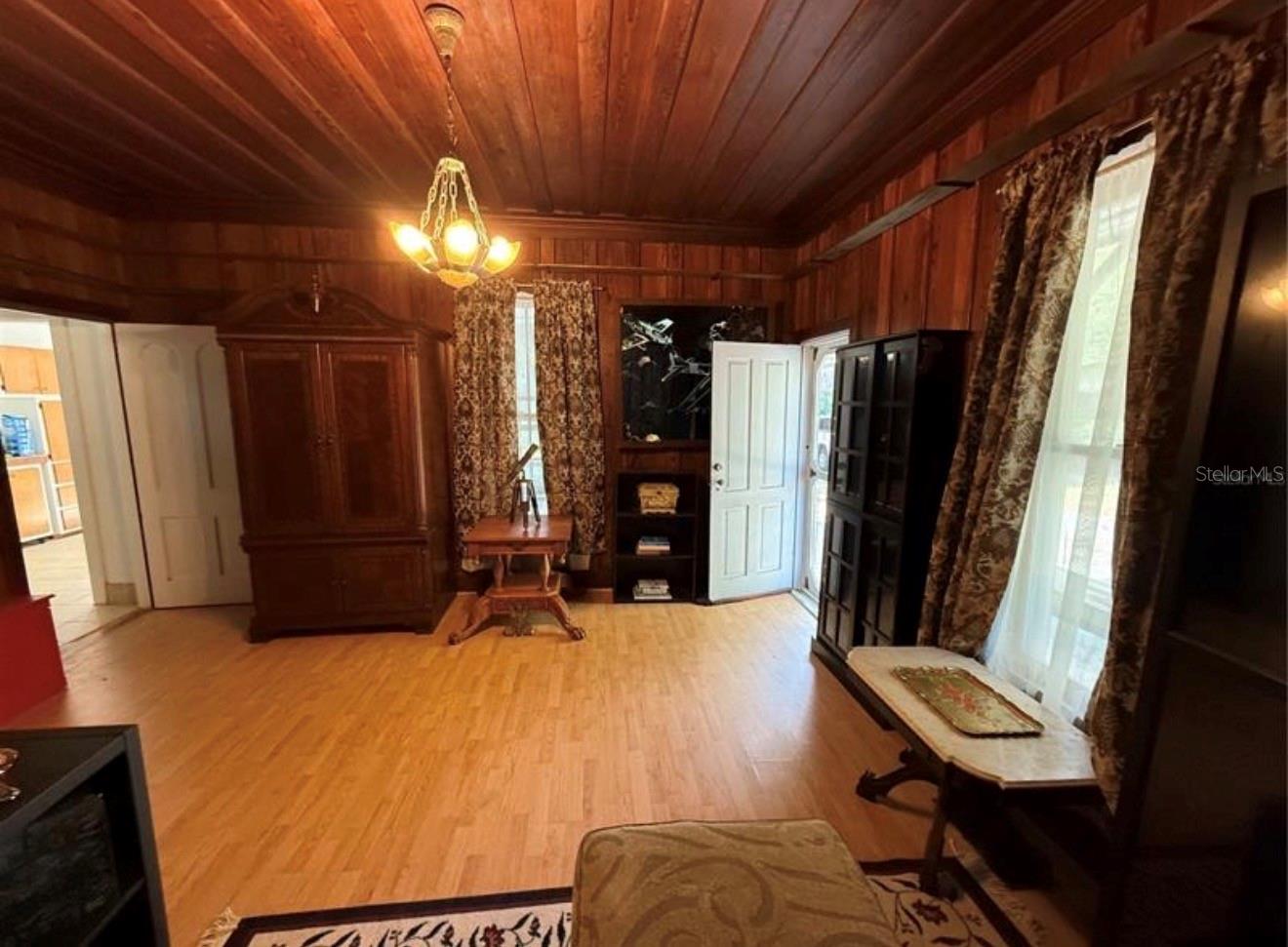 110 N VOLUSIA AVE, PIERSON, FL — photo 10