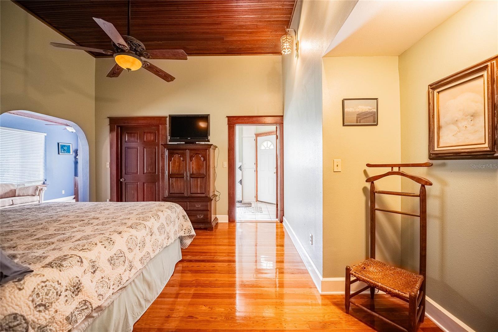 102 S LAKESHORE BLVD, LAKE WALES, FL — photo 32