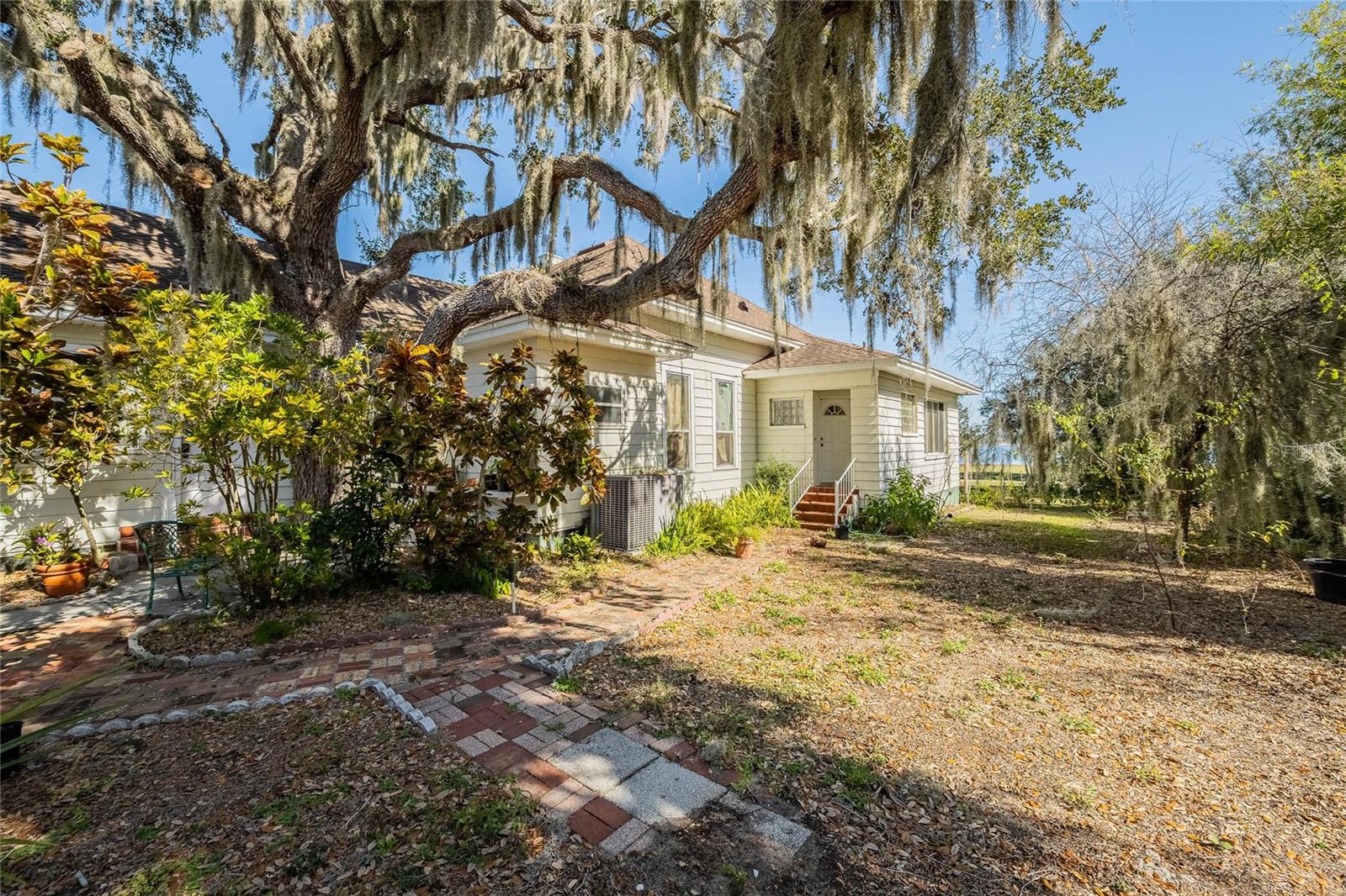 102 S LAKESHORE BLVD, LAKE WALES, FL — photo 71