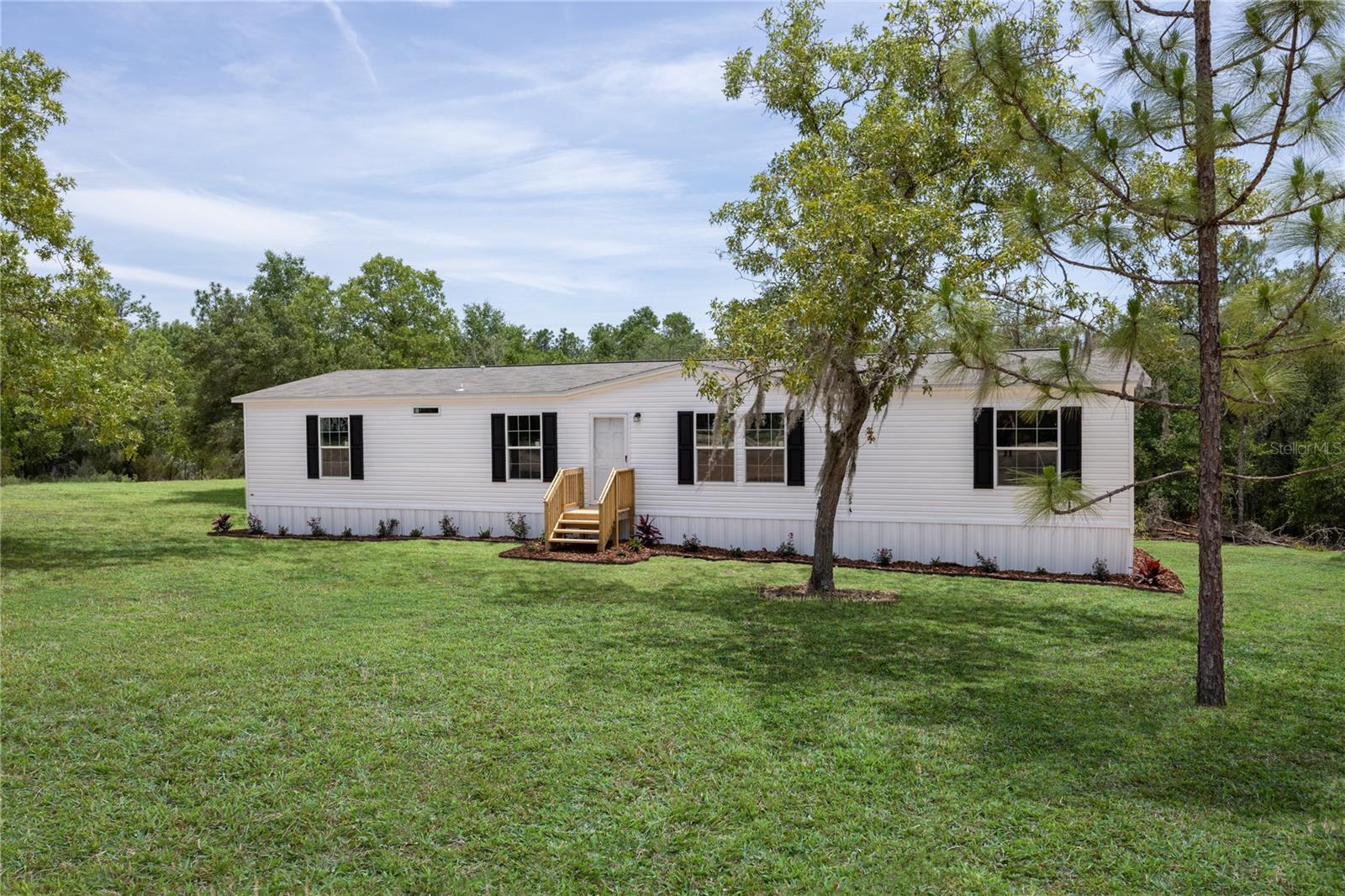 119 LONDON AVE, INTERLACHEN, FL — photo 3