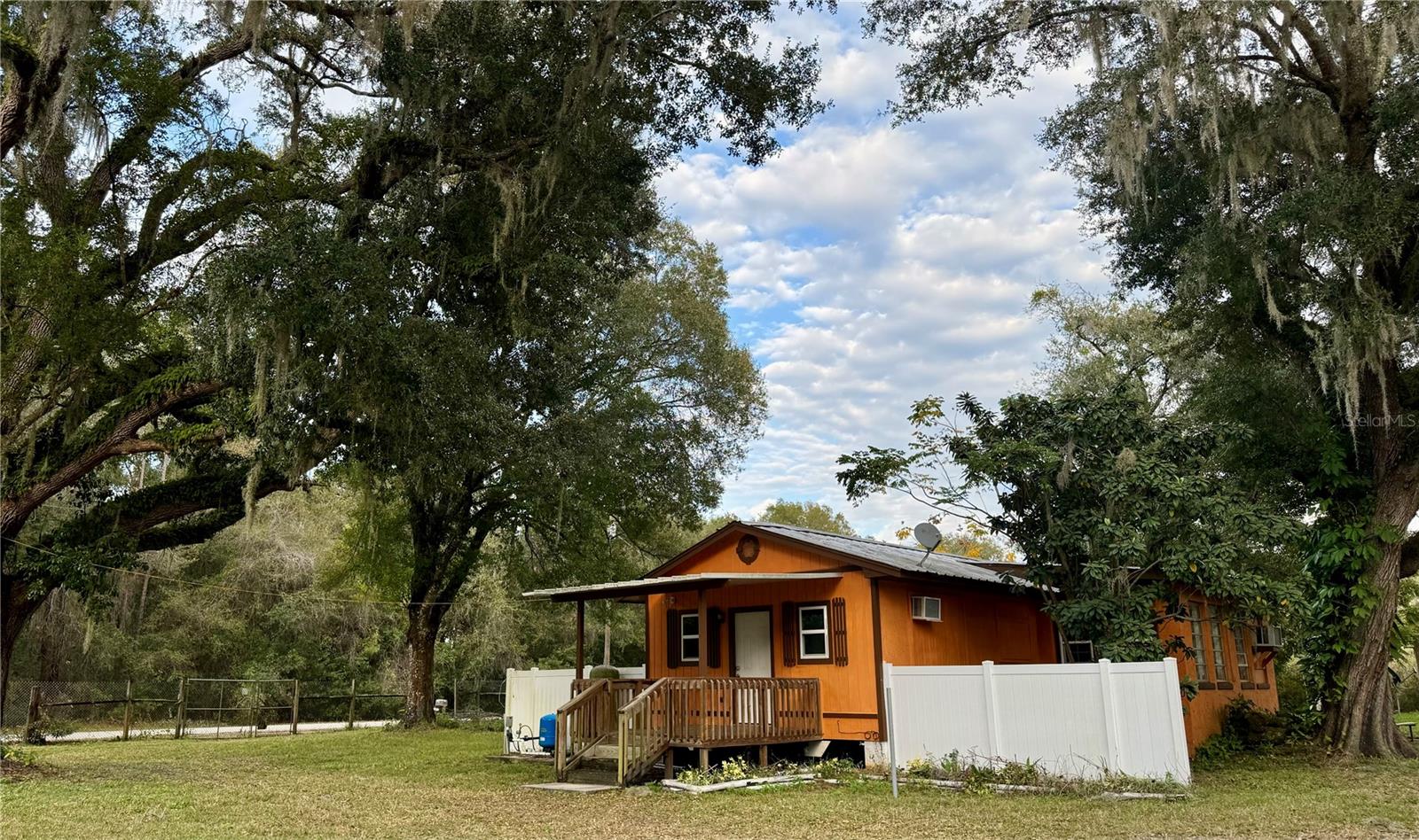 1981 CR 615B, BUSHNELL, FL