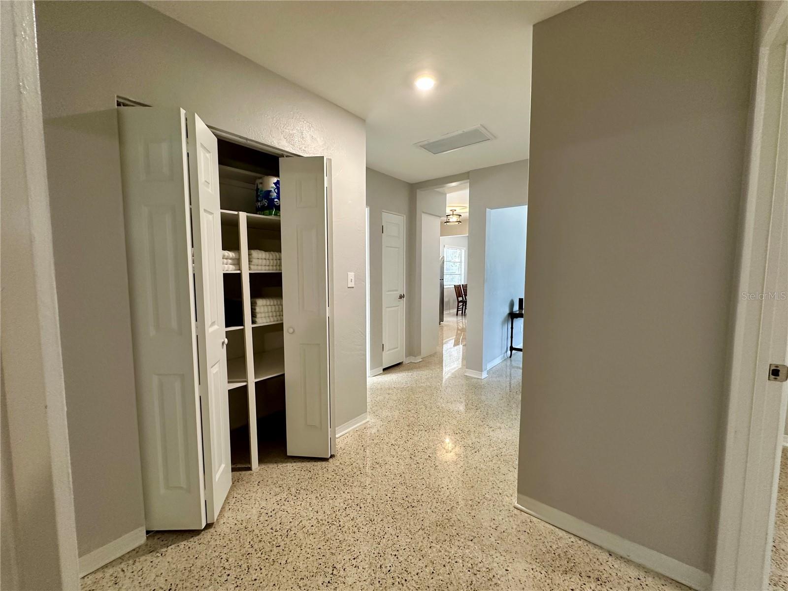 4917 99TH ST N, ST PETERSBURG, FL — photo 11