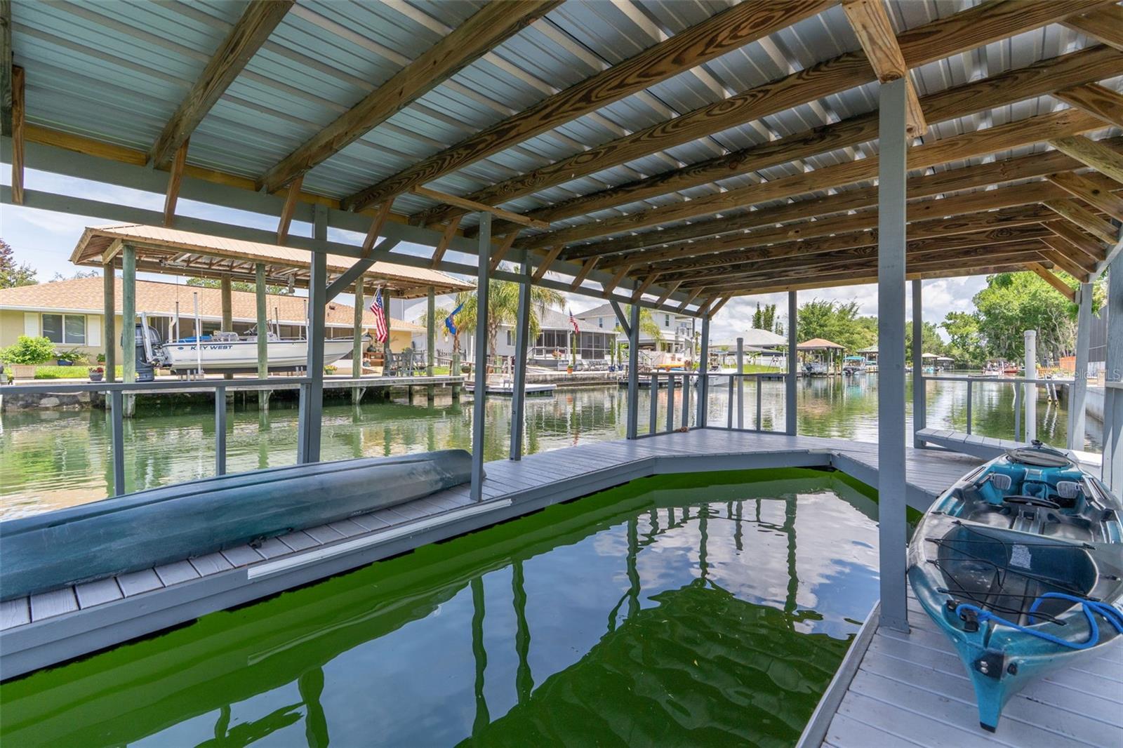 1218 SE 5TH AVE, CRYSTAL RIVER, FL — photo 3