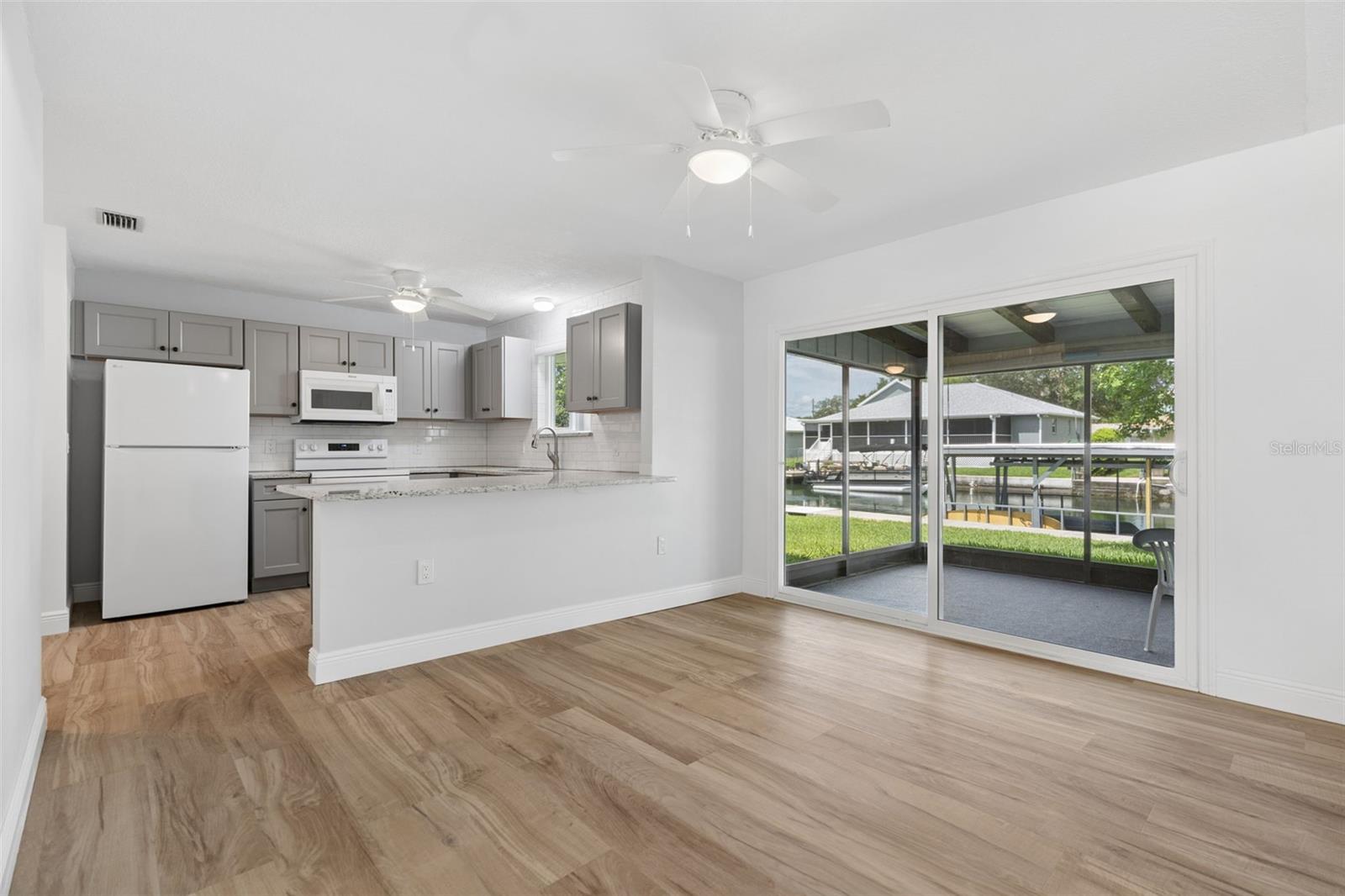 1218 SE 5TH AVE, CRYSTAL RIVER, FL — photo 16
