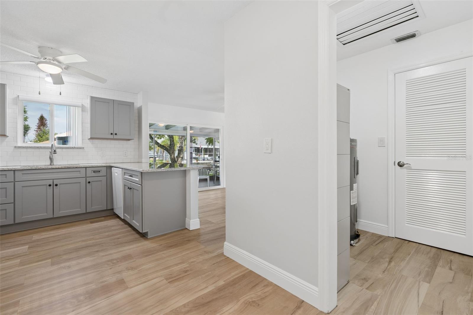1218 SE 5TH AVE, CRYSTAL RIVER, FL — photo 19