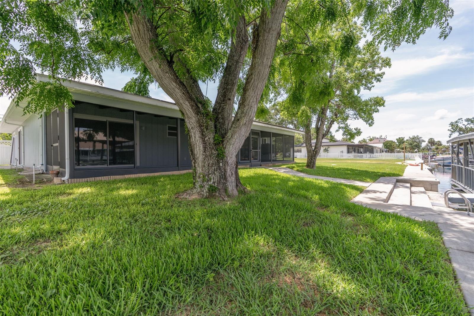 1218 SE 5TH AVE, CRYSTAL RIVER, FL — photo 40