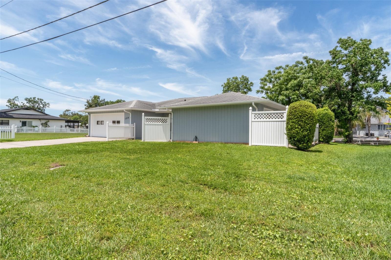 1218 SE 5TH AVE, CRYSTAL RIVER, FL — photo 45