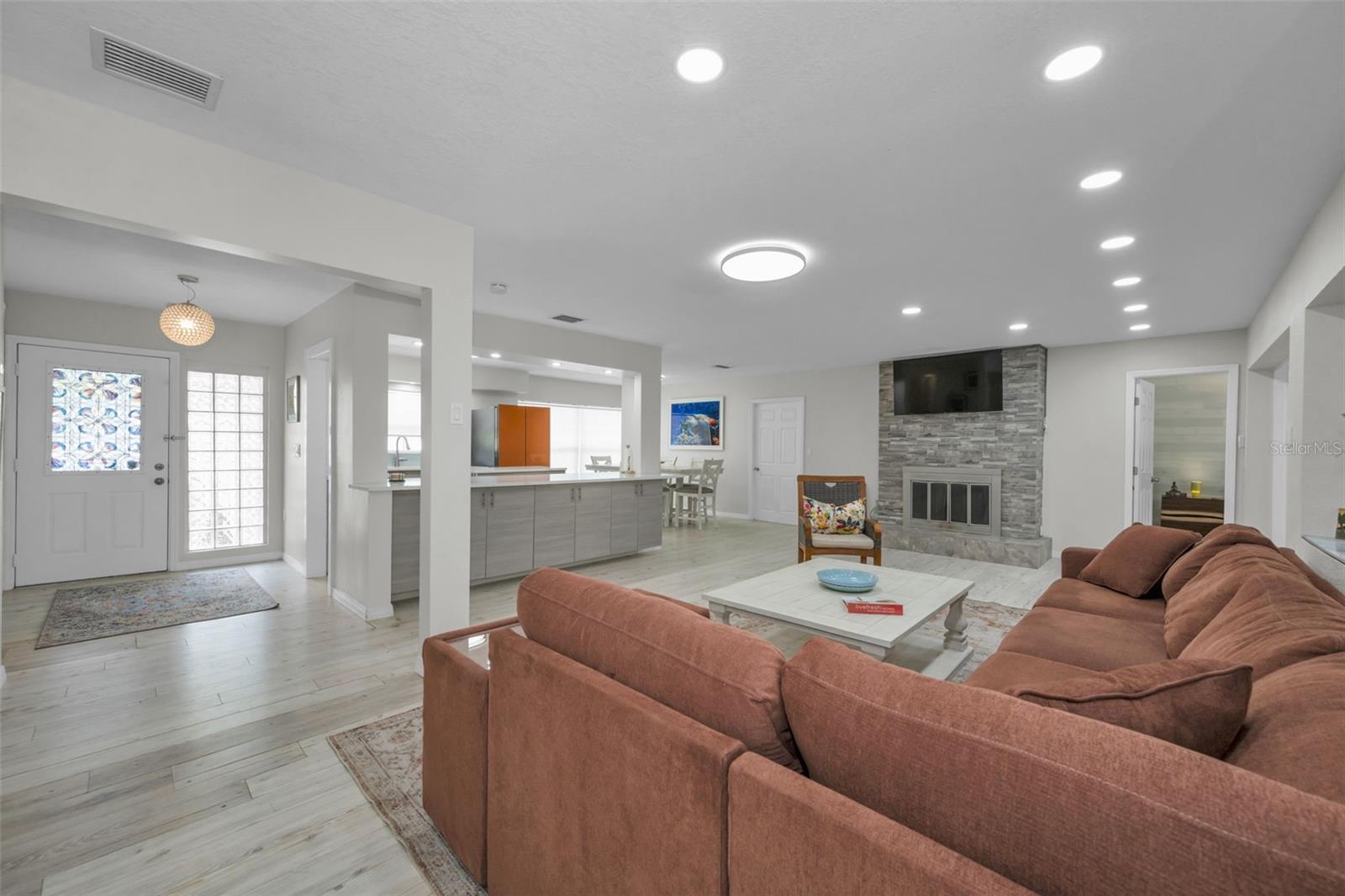 1948 BYRAM DR, CLEARWATER, FL — photo 9