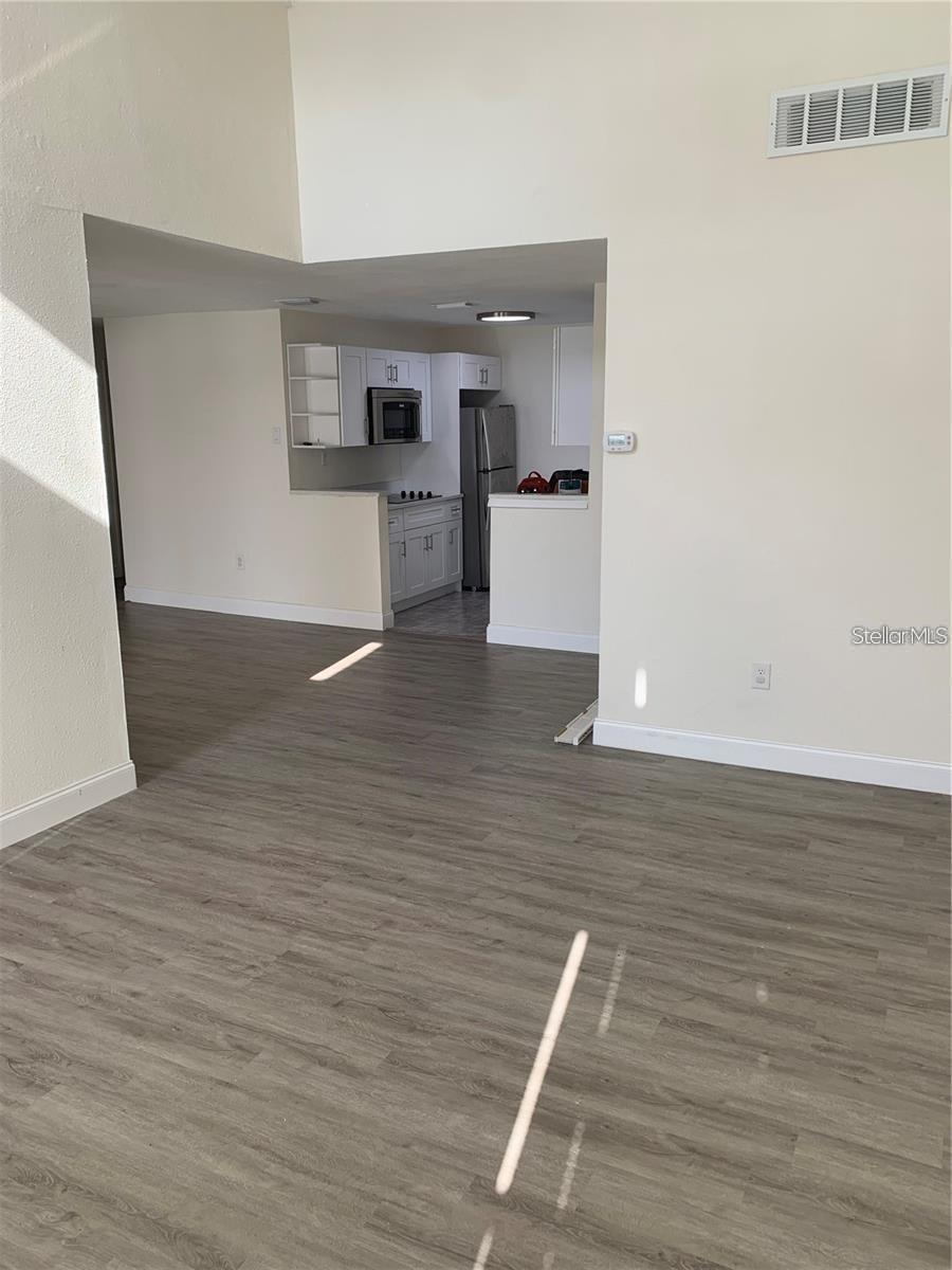 17202 SANDALWOOD DR #202, WILDWOOD, FL — photo 3