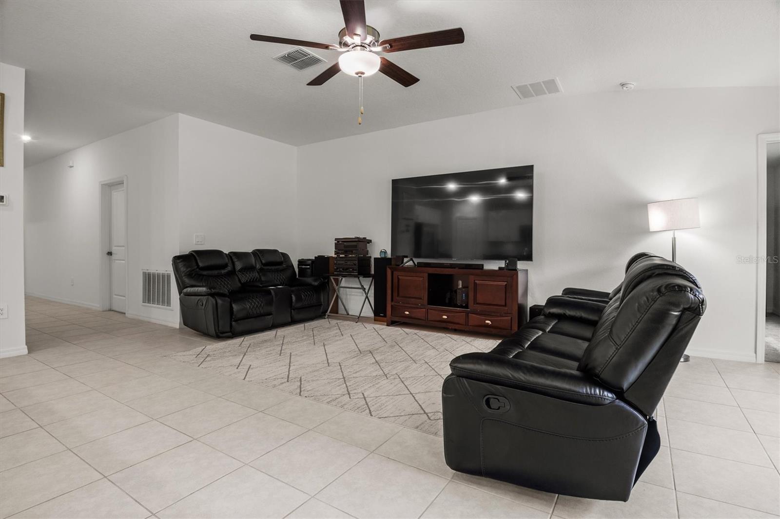 1856 RED LOOP, LAKELAND, FL — photo 3