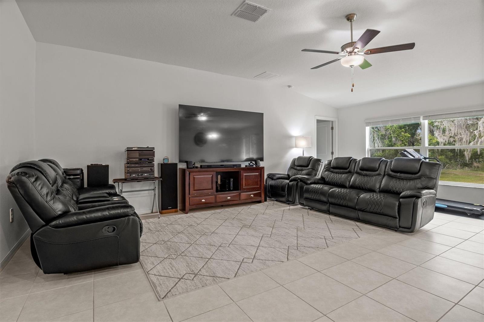 1856 RED LOOP, LAKELAND, FL — photo 4
