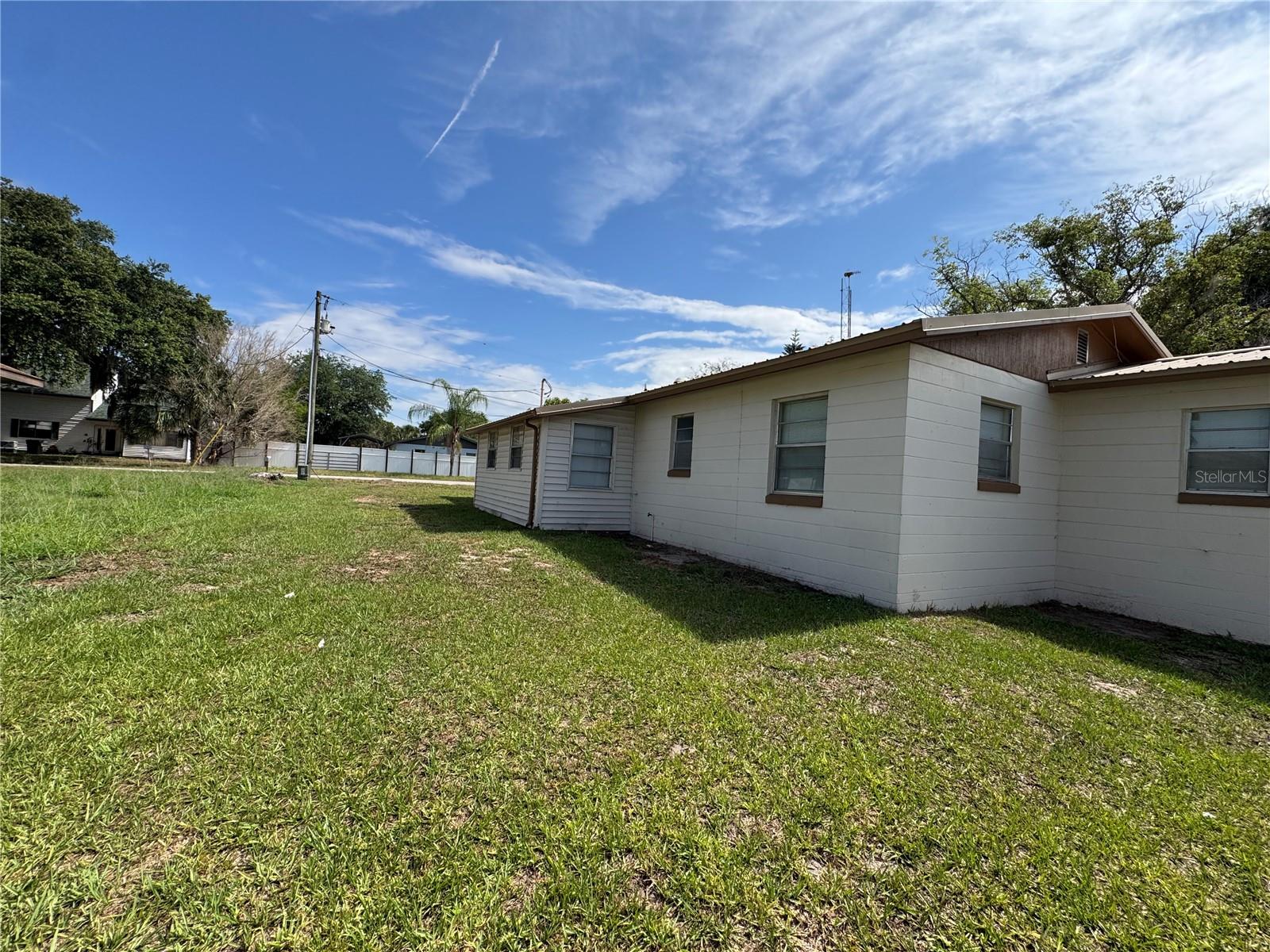 307 N LAKE REEDY BLVD, FROSTPROOF, FL — photo 2