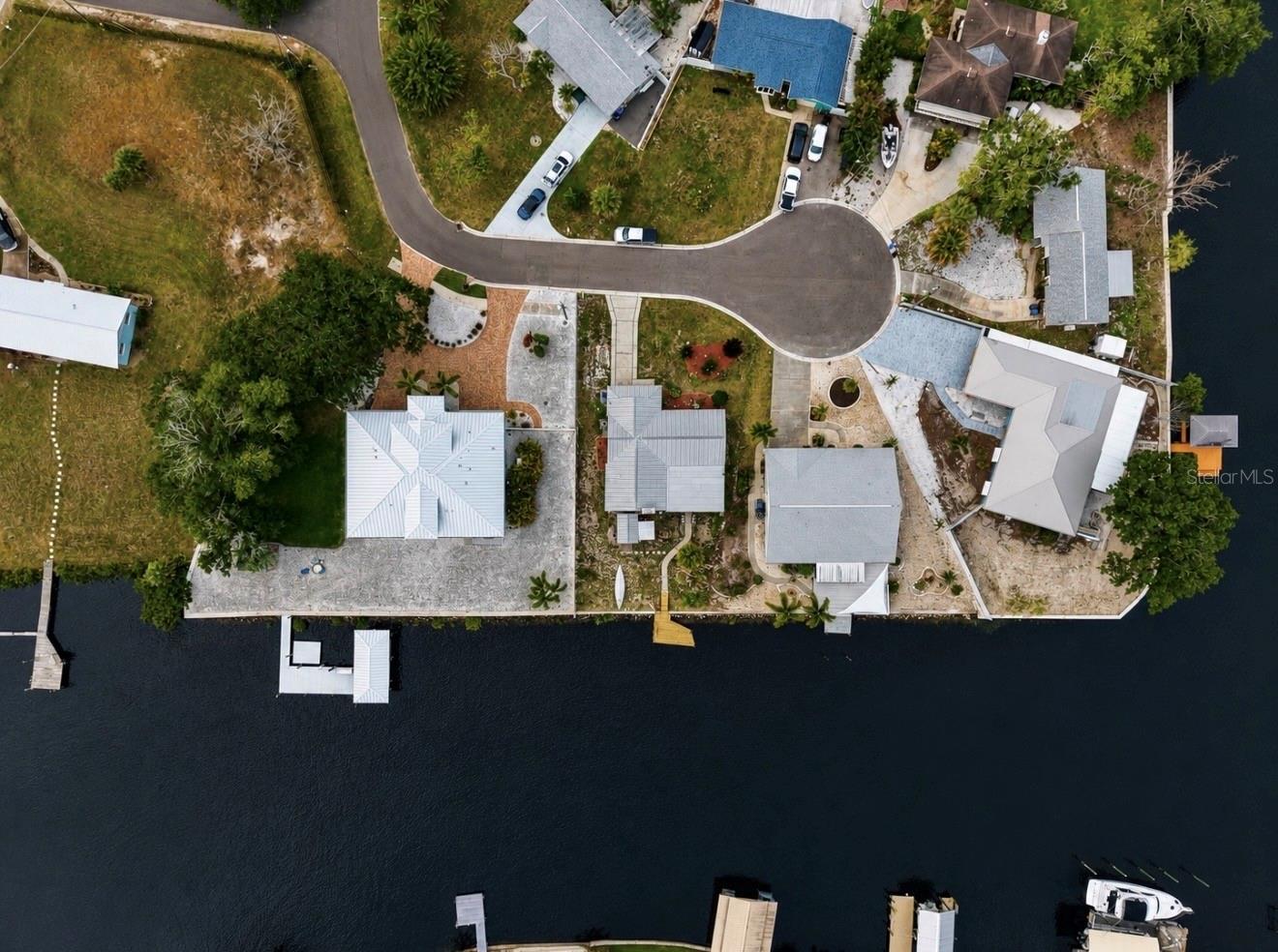803 LEISEY CIR, RUSKIN, FL — photo 9