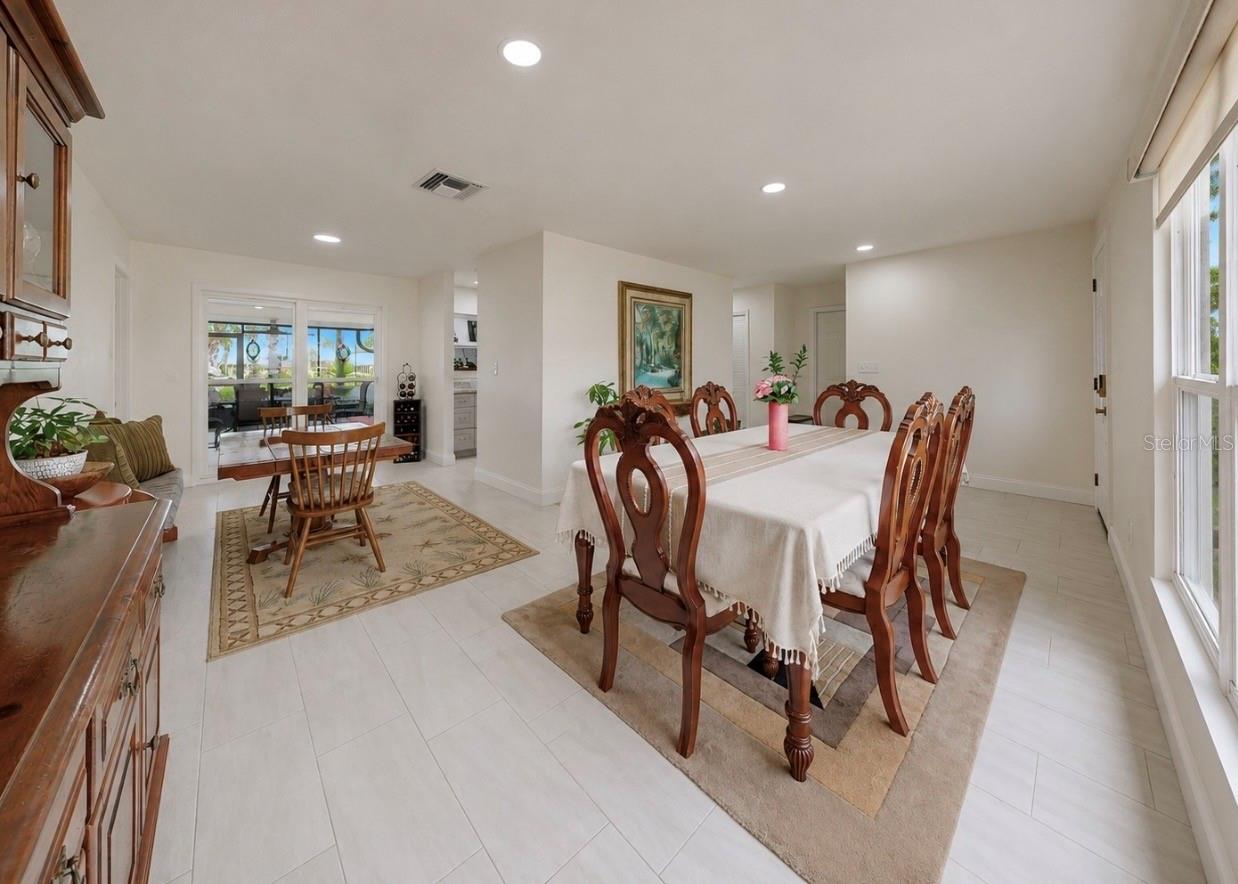 803 LEISEY CIR, RUSKIN, FL — photo 16