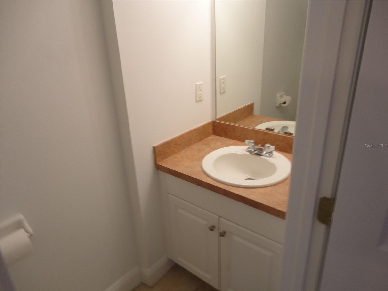 2636 SW 35TH PL #8, GAINESVILLE, FL — photo 5