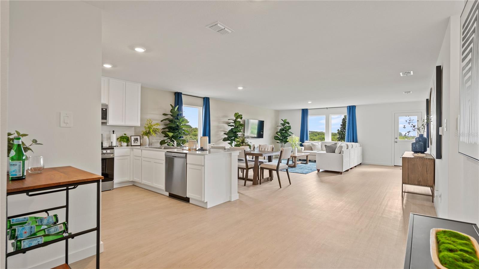 315 NOLA LN, DUNDEE, FL — photo 3