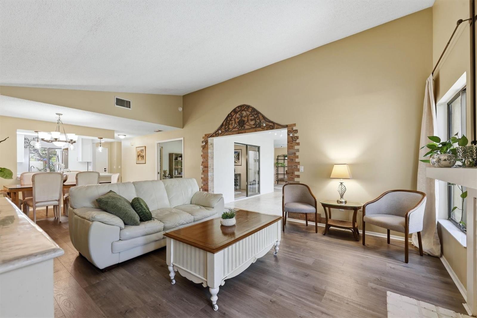 6421 SUN EAGLE LN, BRADENTON, FL — photo 14