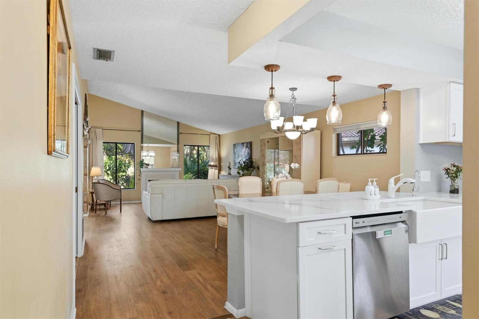 6421 SUN EAGLE LN, BRADENTON, FL — photo 18