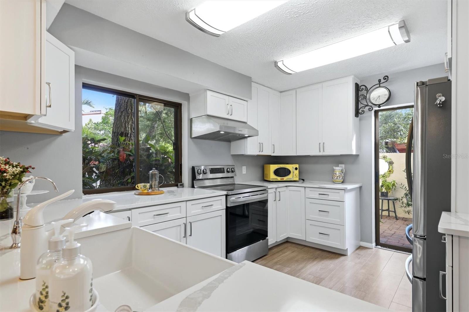 6421 SUN EAGLE LN, BRADENTON, FL — photo 21