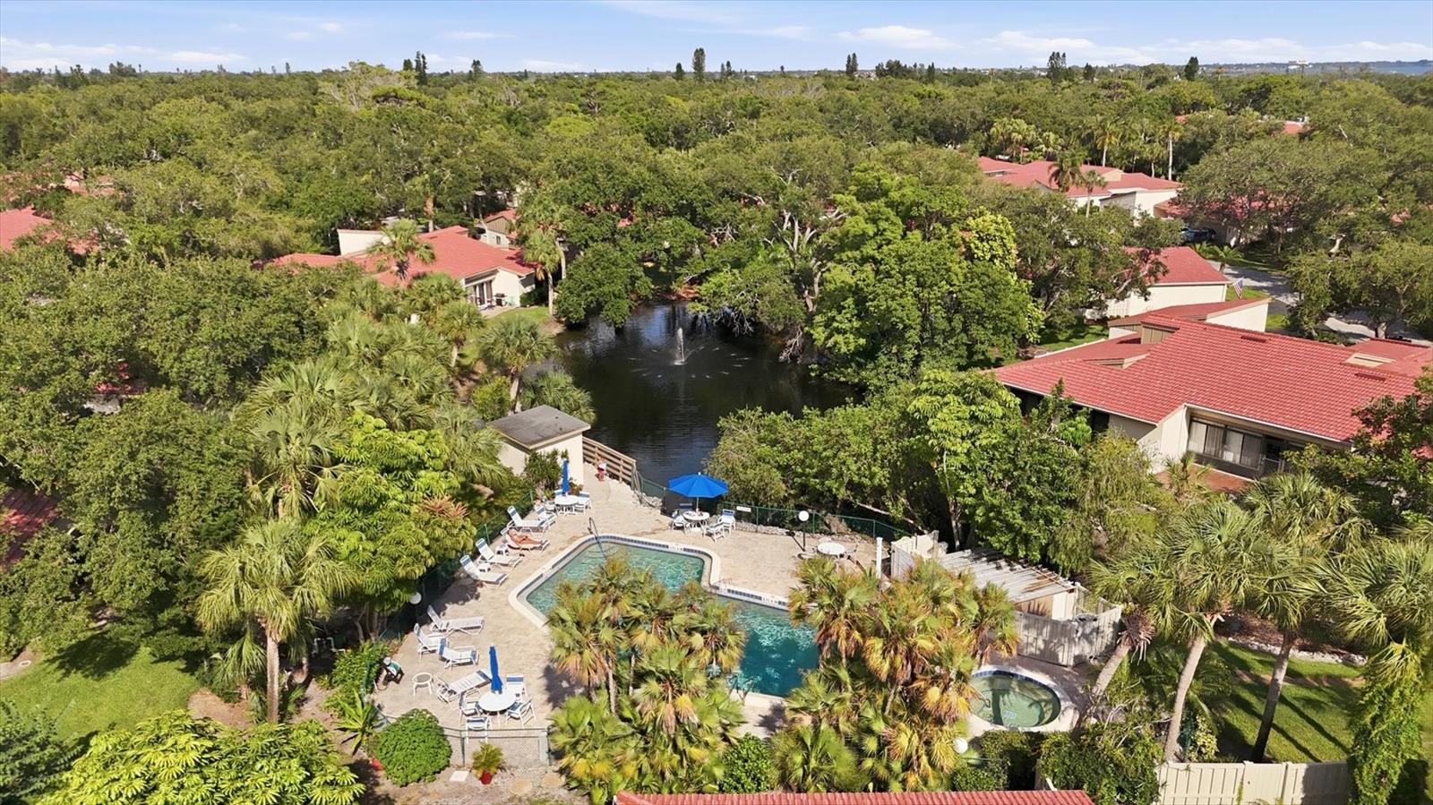 6421 SUN EAGLE LN, BRADENTON, FL — photo 43