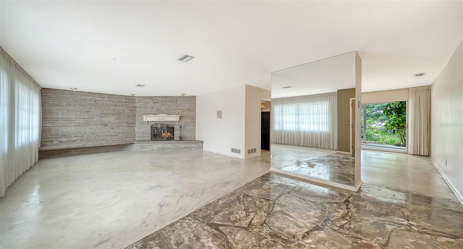 621 ALHAMBRA RD, VENICE, FL — photo 11