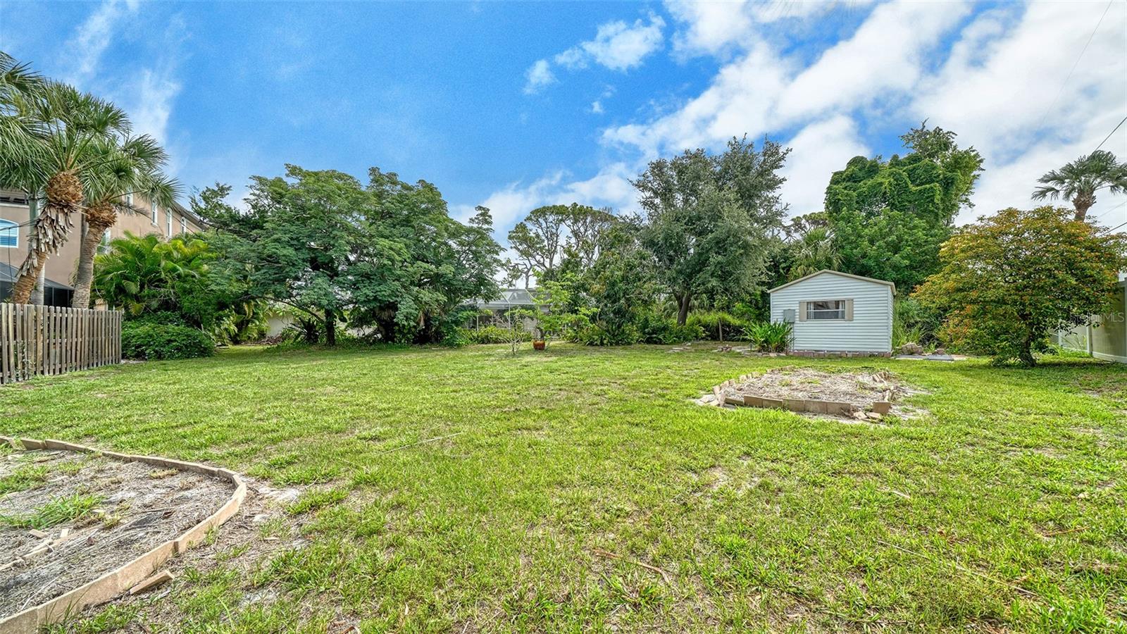 621 ALHAMBRA RD, VENICE, FL — photo 34
