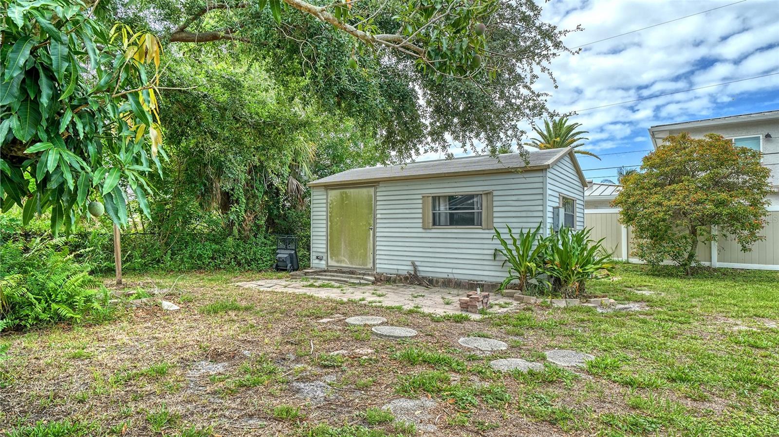 621 ALHAMBRA RD, VENICE, FL — photo 36