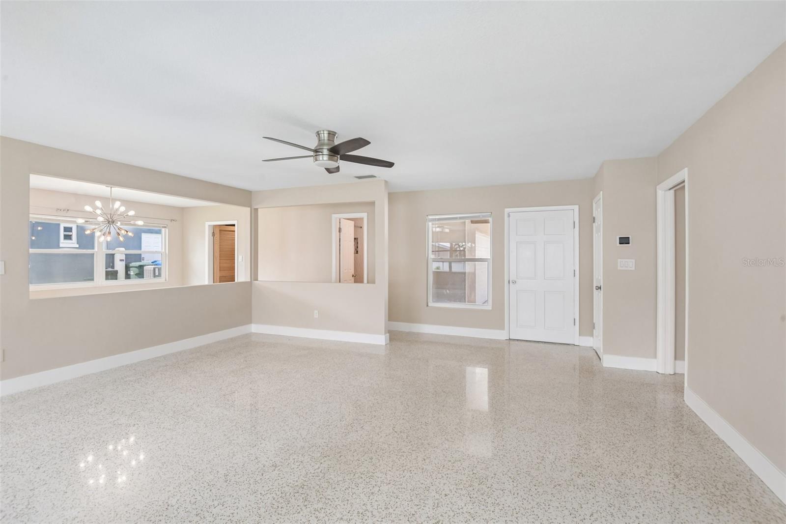 563 EASTVIEW RD, LARGO, FL — photo 3