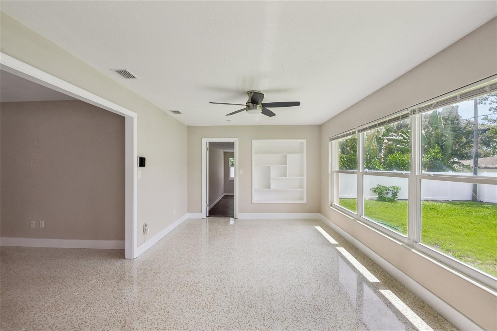 563 EASTVIEW RD, LARGO, FL — photo 16