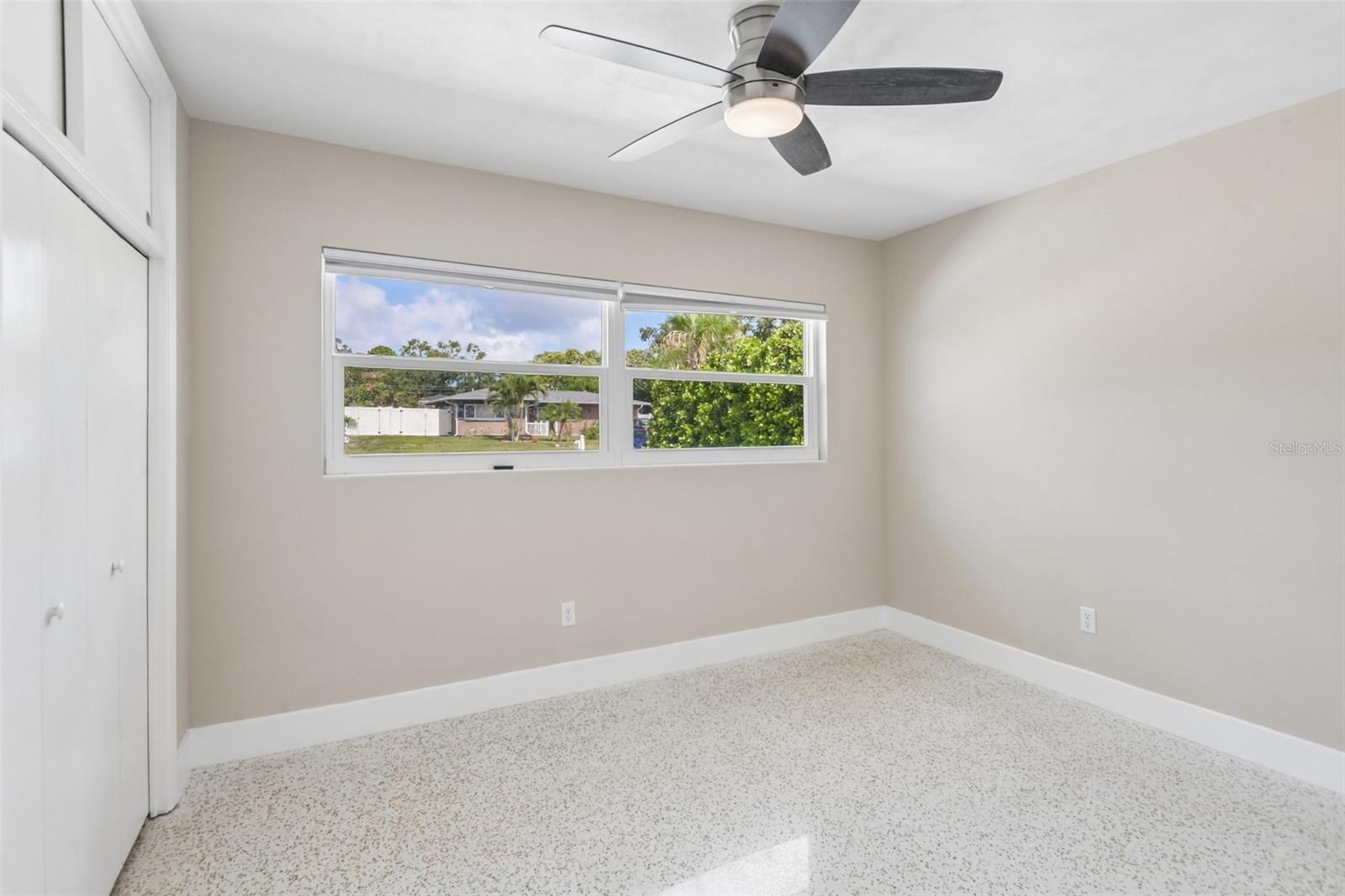 563 EASTVIEW RD, LARGO, FL — photo 27