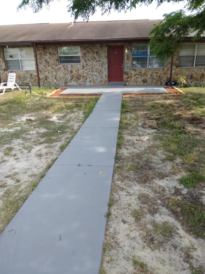 27 W RAYMOND ST, AVON PARK, FL