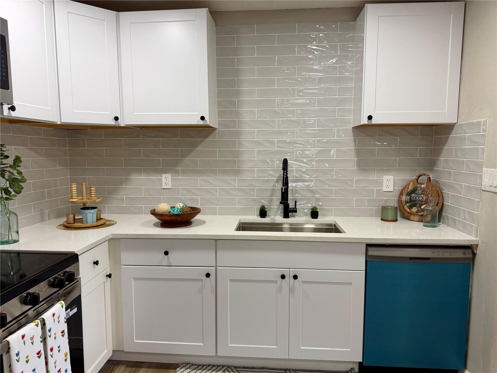 6612 SIERRA TER, NEW PORT RICHEY, FL — photo 12