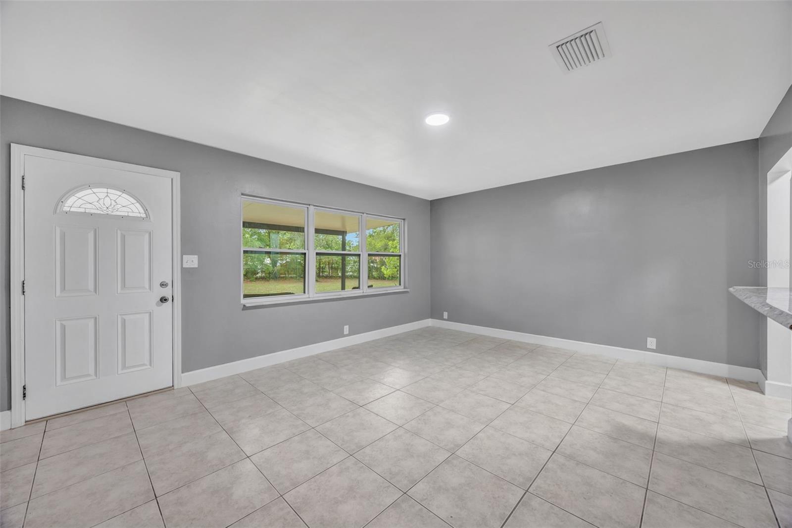 308 S KINGSWAY RD, SEFFNER, FL — photo 9