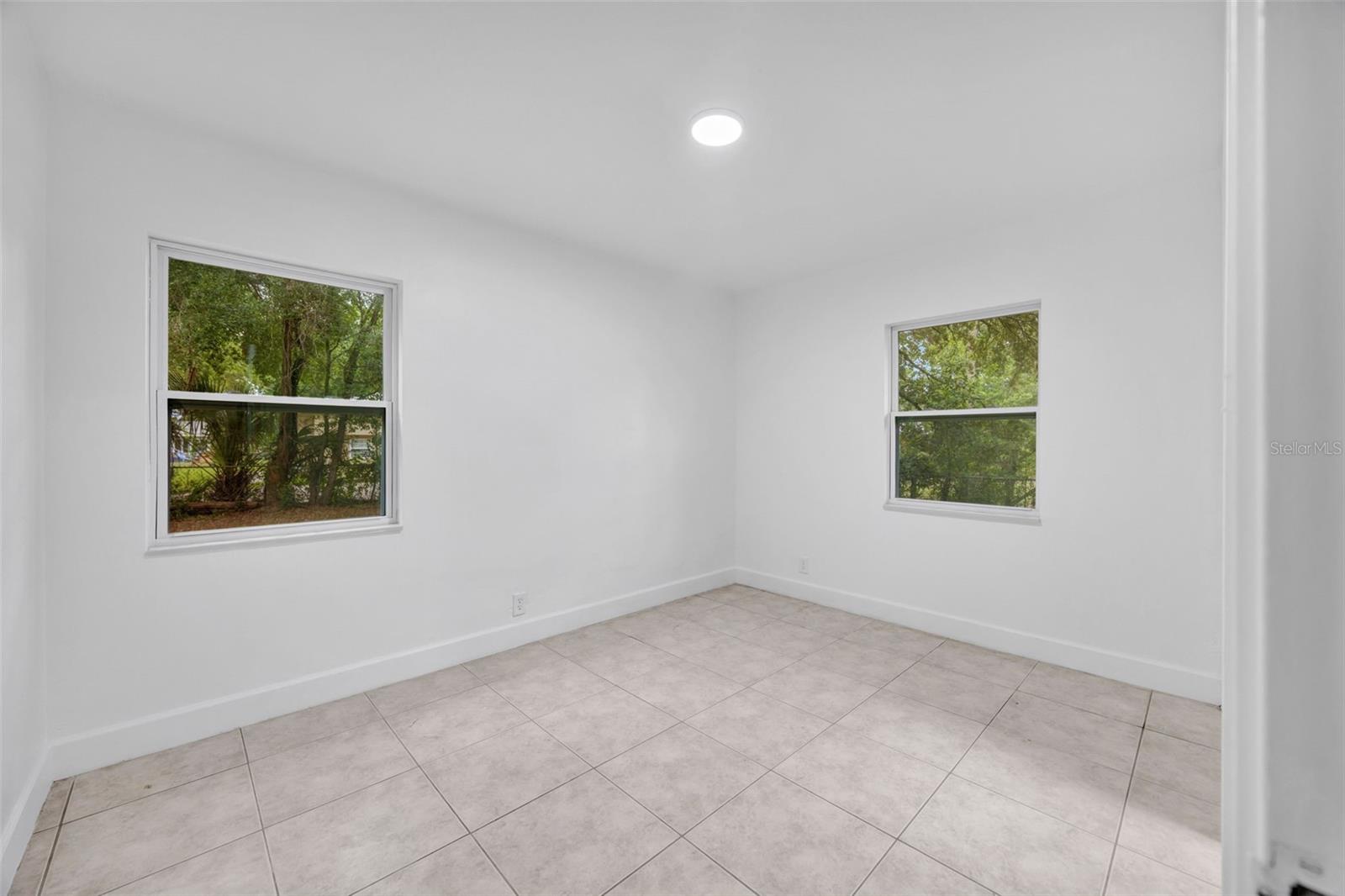 308 S KINGSWAY RD, SEFFNER, FL — photo 15