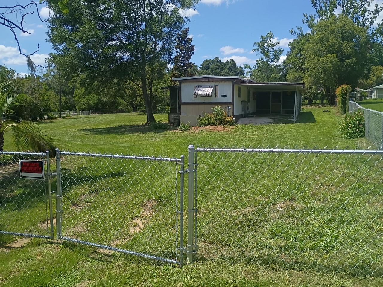 37247 NORTHSIDE DR, ZEPHYRHILLS, FL — photo 4