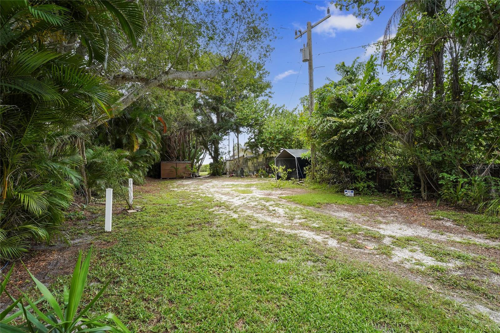7538 WESTMORELAND DR, SARASOTA, FL — photo 12